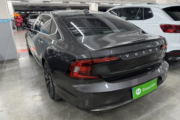 沃尔沃S90 2021款 B5 智逸豪华版车身外观6003