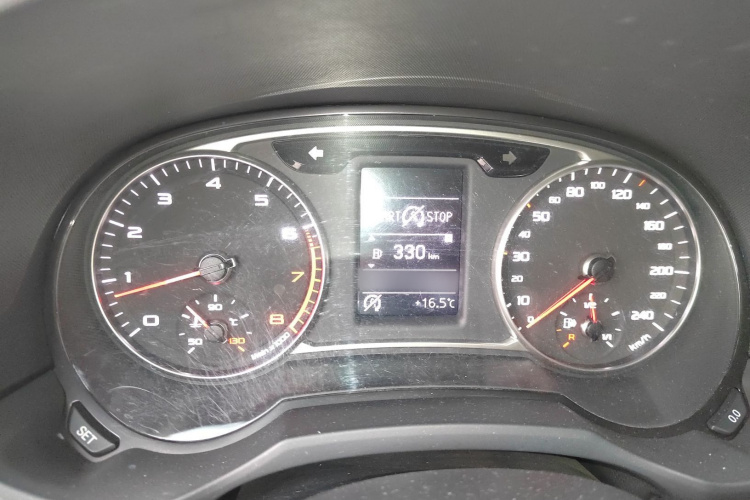 奥迪A1 2016款 30 TFSI Sportback Design风尚版局部细节14