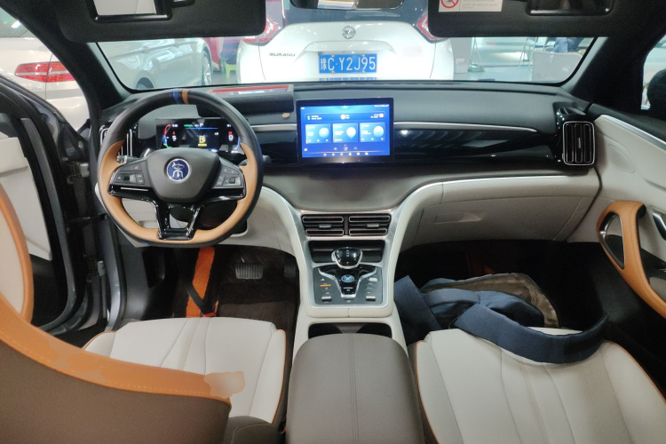 比亚迪 宋Pro新能源 2022款 DM-i 51km 豪华型中控内饰12