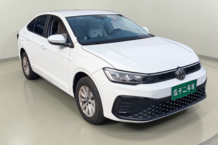 大众 朗逸 2025款 新锐 1.5L 出众新逸版车身外观3