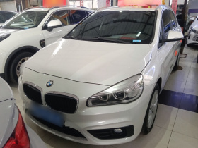 宝马2系旅行车 2016款 220i 领先型