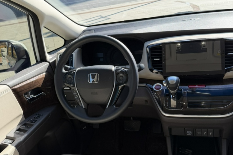 本田 奥德赛 2017款 2.4L 豪华版中控内饰7001