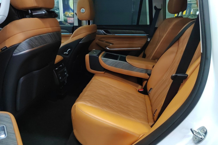 坦克500 2022款 3.0T 运动版 造境型 5座中控内饰7004