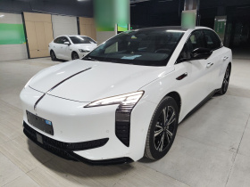 红旗EH7 2024款 820 Pro荣耀版