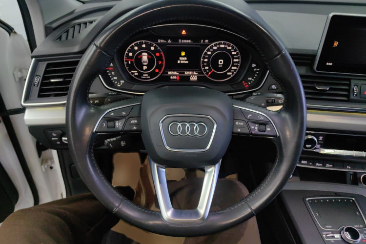 奥迪Q5L 2018款 40 TFSI 荣享时尚型 国VI局部细节13