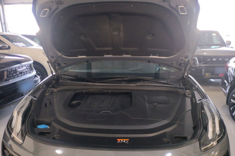 领克06 2023款 Remix 1.5T 劲Halo机舱底盘24