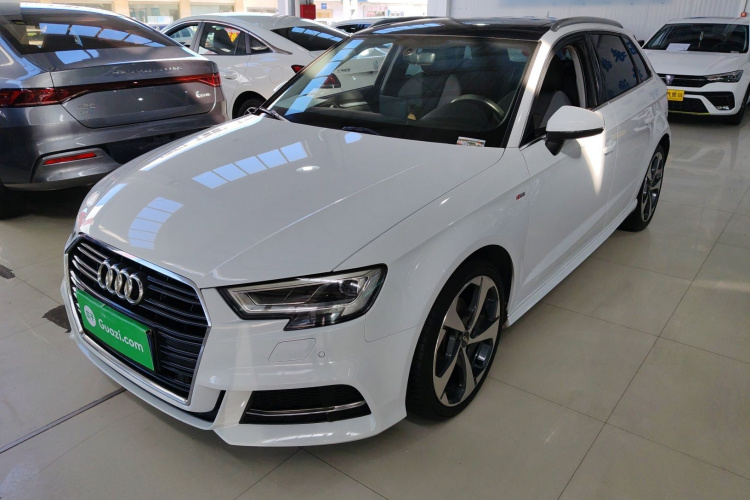 奥迪A3 2019款 Sportback 35 TFSI 运动型 国V车身外观1