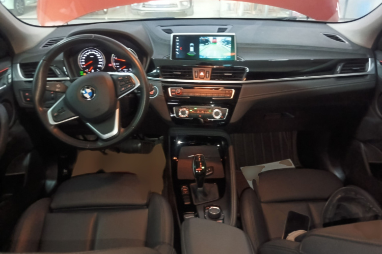 宝马X2(进口) 2019款 sDrive20i M越野套装 国VI中控内饰7002