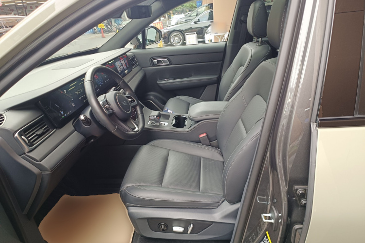 理想汽车 理想ONE 2021款 增程6座版中控内饰19