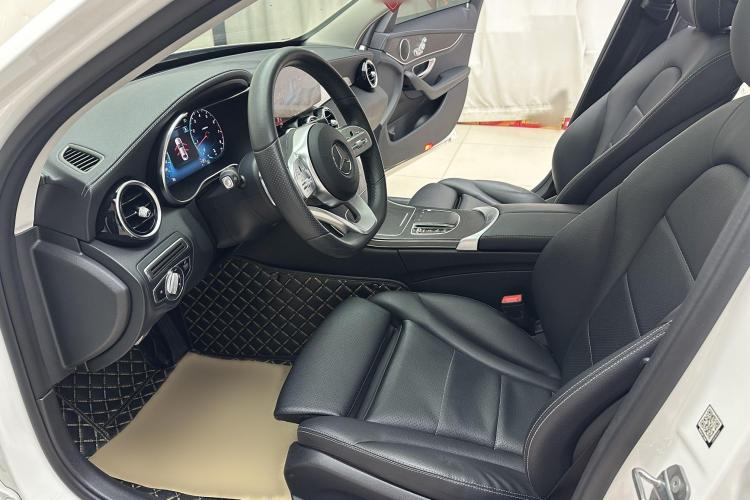 奔驰C级 2020款 C 200 L 时尚型运动版中控内饰7005