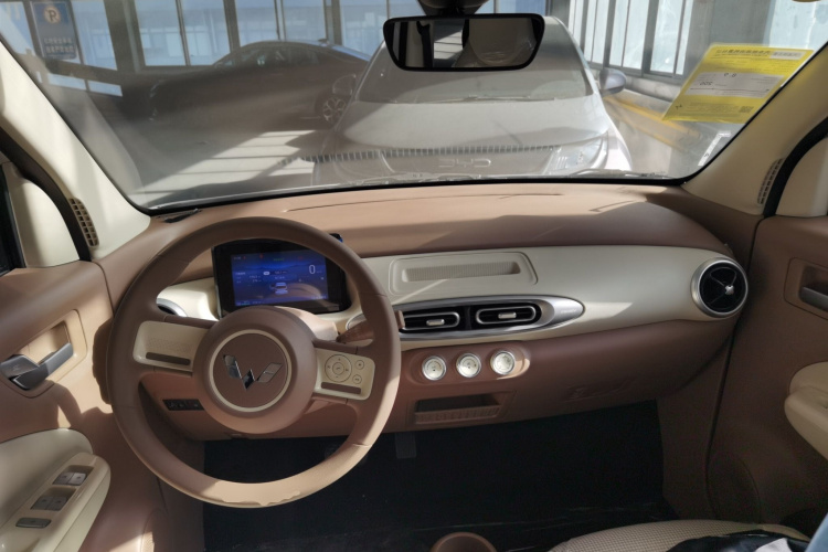 五菱汽车 宏光MINIEV 2025款 四门版 进阶款中控内饰12