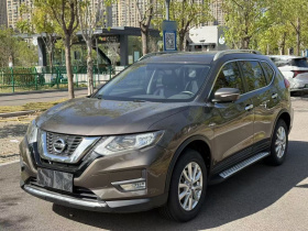 日产 奇骏 2017款 2.0L CVT舒适版 2WD