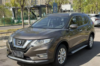 日产 奇骏 2017款 2.0L CVT舒适版 2WD