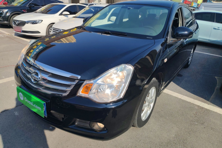 日产 轩逸 2012款 经典 1.6XE 自动舒适版车身外观1