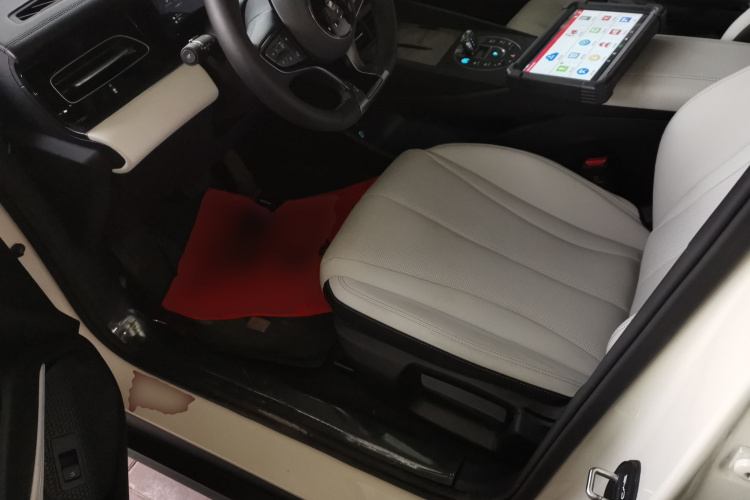 比亚迪 海豹06新能源 2025款 DM-i 智驾版 80KM豪华型局部细节19