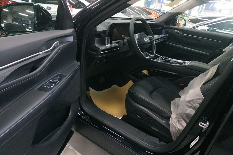 福特 2025款 锐界L 2.0T EcoBoost 两驱七座豪华型中控内饰20