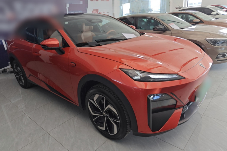 深蓝汽车 深蓝S07 2024款 215Max 乾崑智驾ADS SE增程版车身外观3