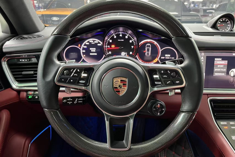 保时捷 2017款 Panamera 3.0T中控内饰7002