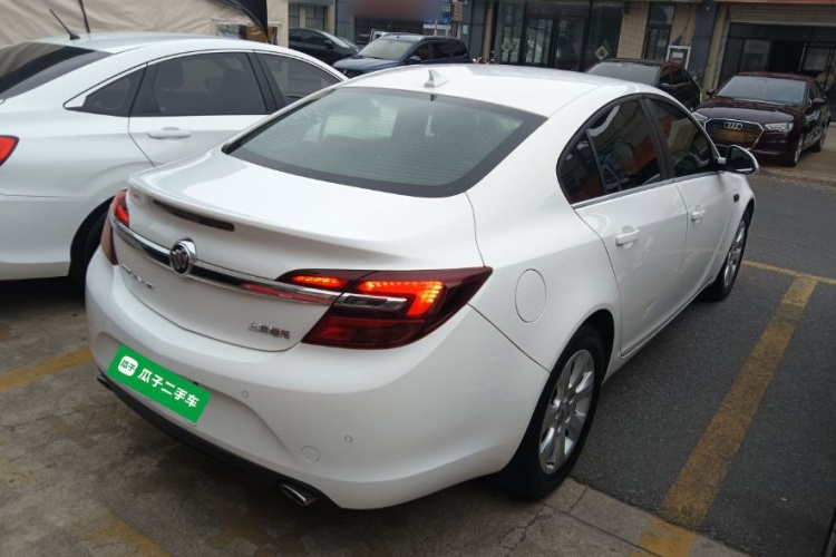 别克 君威 2014款 1.6T 时尚技术型车身外观7