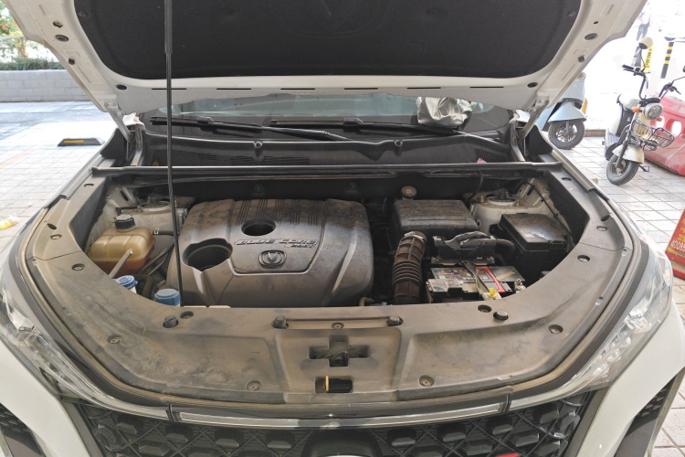 长安CS75 PLUS 2021款 1.5T 自动豪华型局部细节24