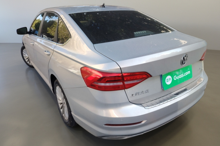 大众 朗逸 2018款 1.5L 自动舒适版 国V车身外观5