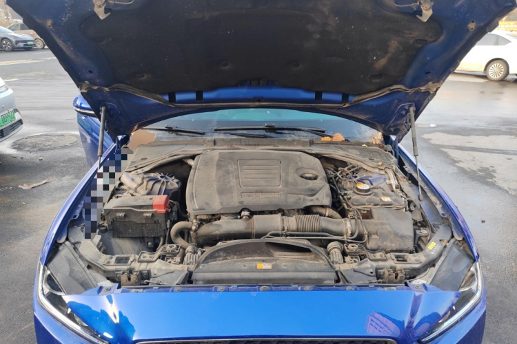 捷豹XEL 2019款 2.0T 200PS 精英版局部细节24