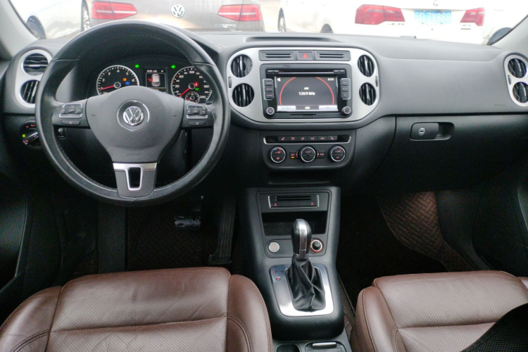 大众 途观 2015款 1.8TSI 自动四驱豪华型中控内饰12