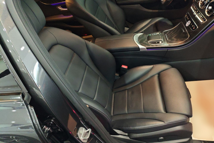 奔驰C级 2021款 C 260 L 运动星耀臻藏版局部细节41