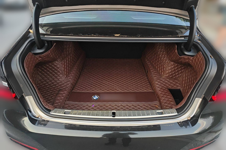 宝马7系 2019款 730Li 豪华套装局部细节23