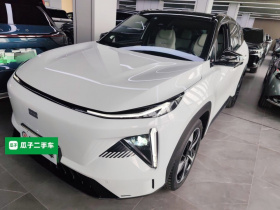 吉利银河 银河L7 2023款 1.5T 115km 星舰