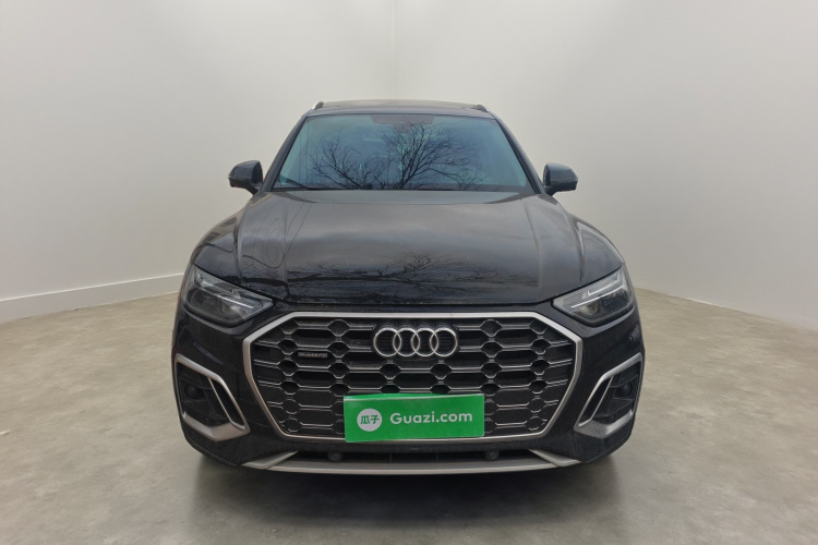 奥迪Q5L 2022款 改款 45T 豪华动感型车身外观2