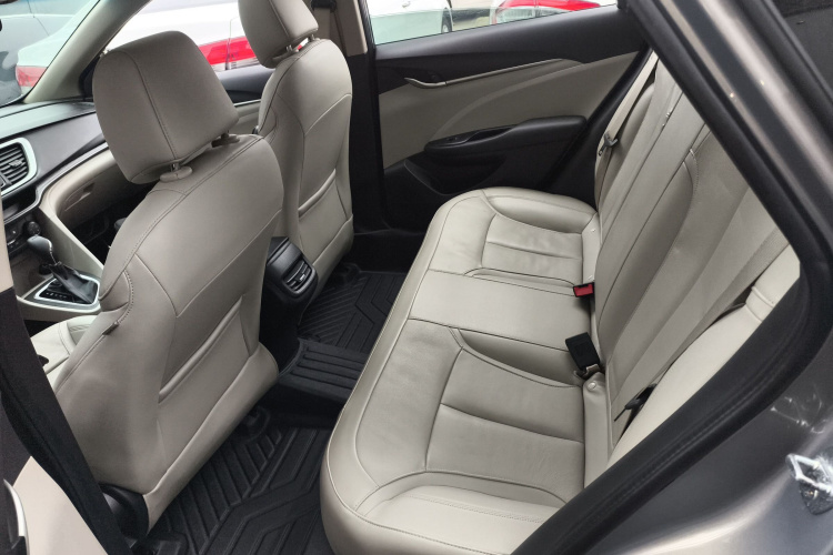 别克 英朗 2018款 15T 双离合精英型 国V中控内饰21