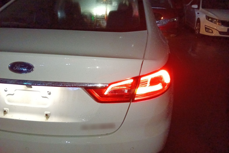 福特 福睿斯 2019款 改款 1.5L 自动悦享型 国VI车身外观6006