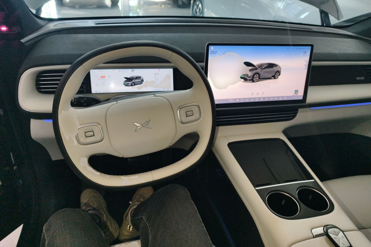 小鹏G6 2023款 700 四驱性能 Max中控内饰12