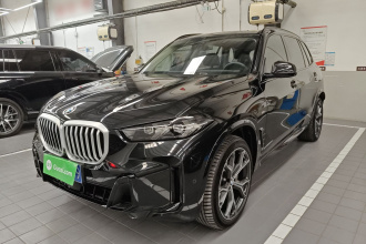 宝马X5 2023款 xDrive 30Li 尊享型M运动曜夜套装