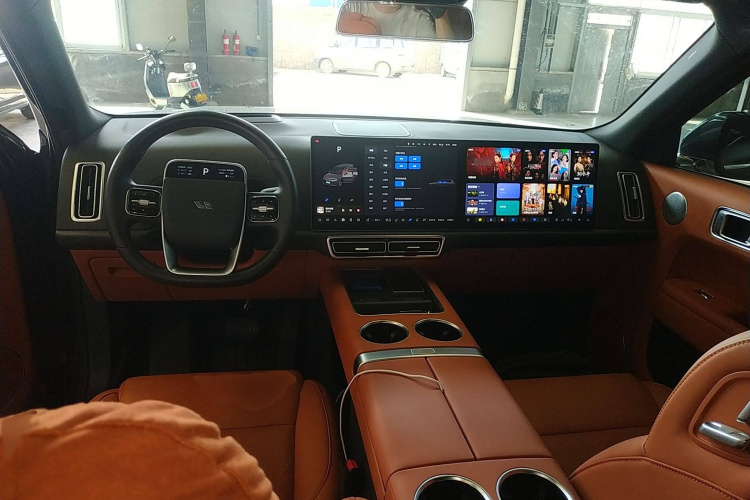 理想汽车 理想L9 2022款 Max中控内饰7002