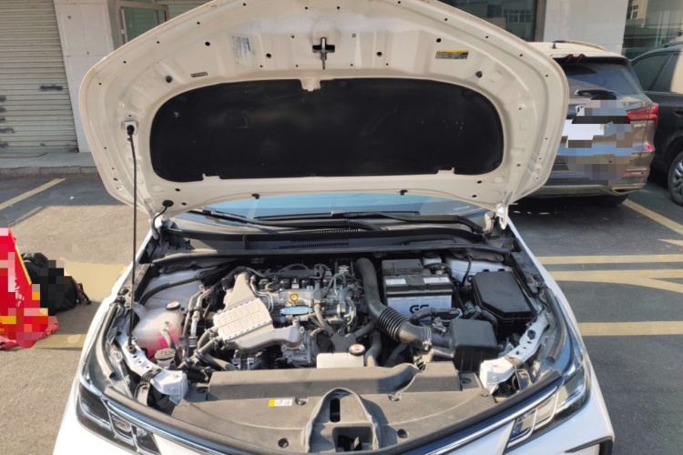 丰田 卡罗拉 2024款 1.2T 精英版机舱底盘24