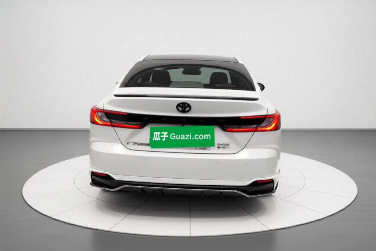 丰田 凯美瑞 2024款 双擎 2.0HXS 运动Plus版车身外观6