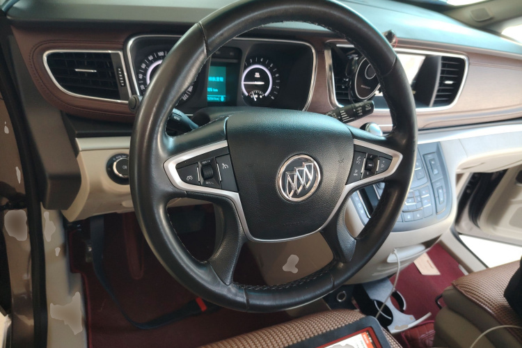 别克GL8 2017款 25S 豪华型 国V局部细节13