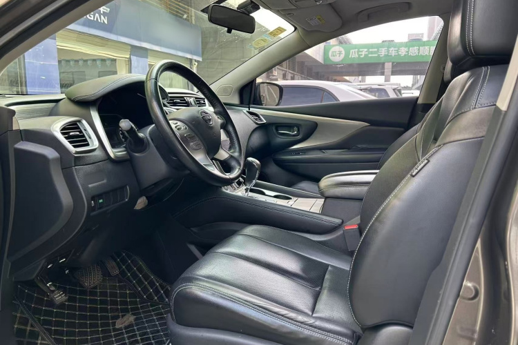 日产 楼兰 2017款 2.5L XL 两驱智尚版中控内饰7002
