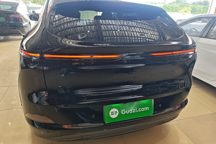 小鹏G6 2025款 625 长续航 Max 旗舰版车身外观6