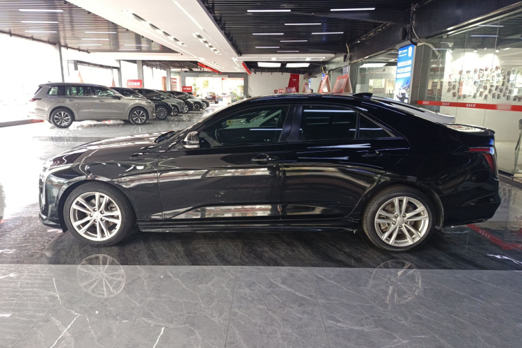 凯迪拉克CT4 2020款 28T 时尚型车身外观4