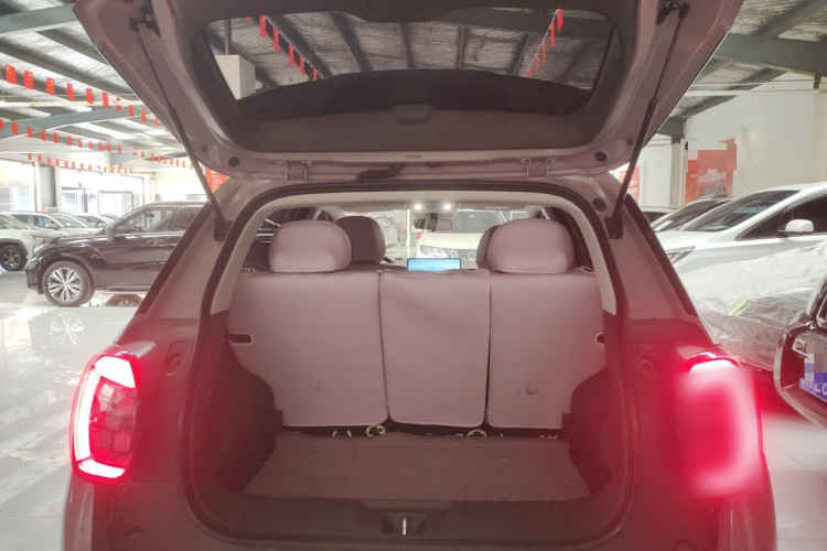 埃安 AION UT 2025款 330星辉版机舱底盘23