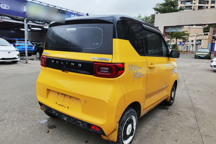 五菱汽车 宏光MINIEV 2022款 马卡龙时尚款 磷酸铁锂车身外观7
