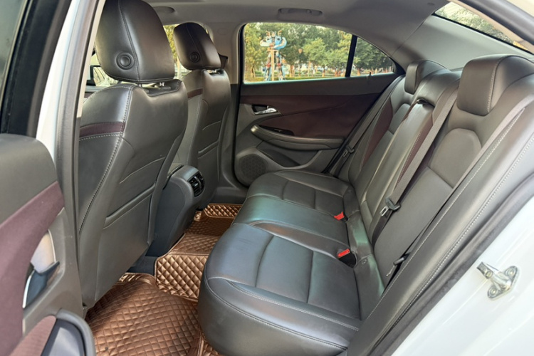 雪佛兰 迈锐宝 2017款 1.5T 自动豪华版中控内饰7006