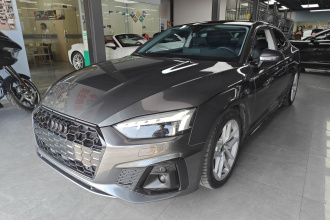 奥迪A5 2022款 Coupe 40 TFSI 时尚动感型