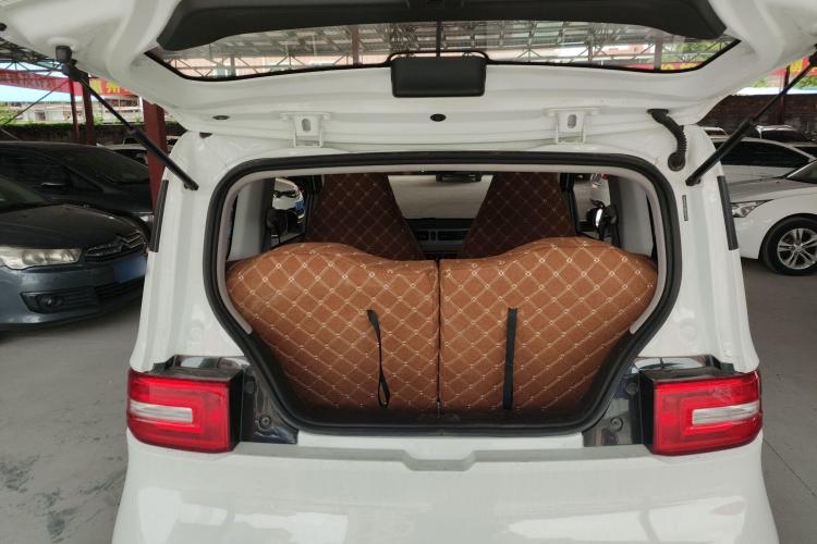 五菱汽车 宏光MINIEV 2022款 轻松款 磷酸铁锂中控内饰23