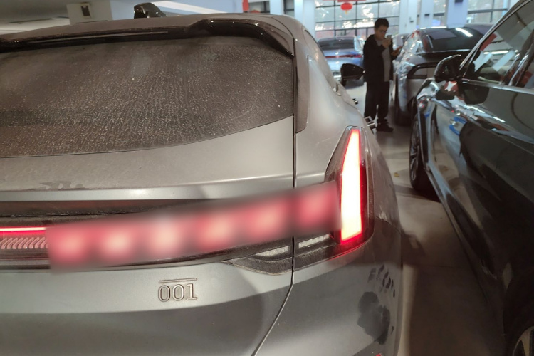 极氪001 2022款 超长续航双电机 ME版车身外观9