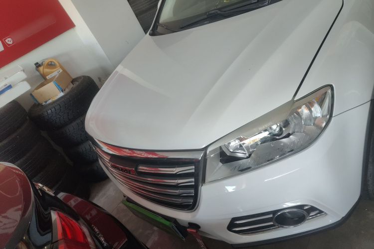 哈弗H6 2018款 红标 运动版 1.5T 自动两驱精英型车身外观2