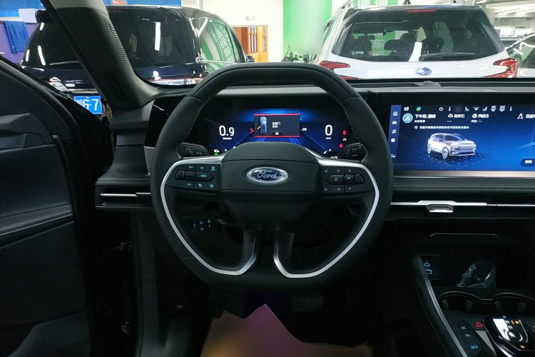 福特 2025款 锐界L 2.0T EcoBoost 两驱七座豪华型中控内饰13